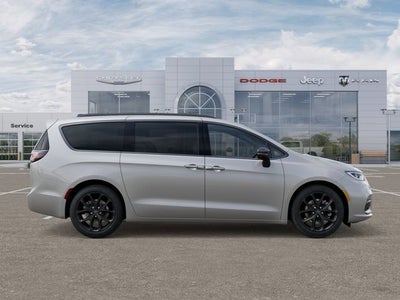 2026 Chrysler Pacifica PACIFICA SELECT AWD