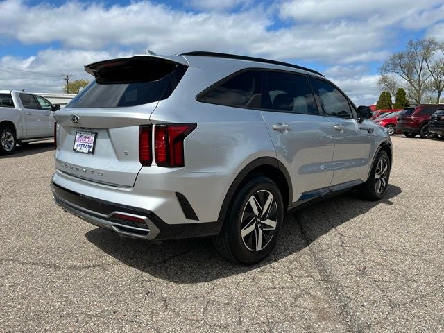 2021 Kia Sorento S