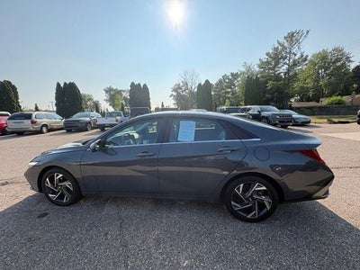 2024 Hyundai Elantra Limited