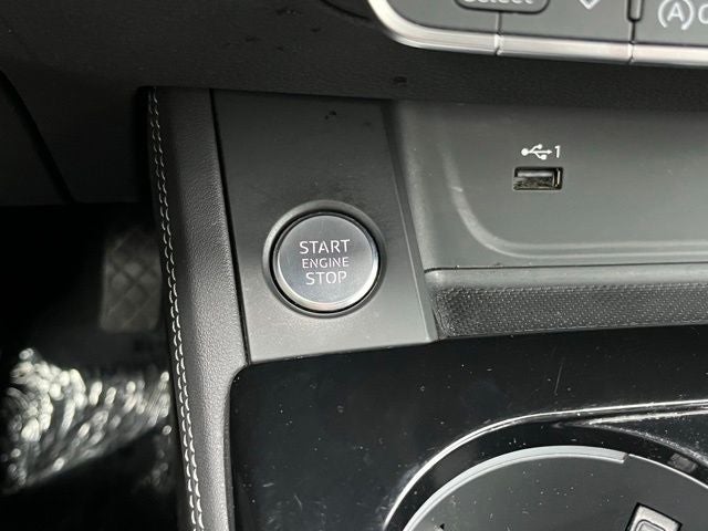 2023 Audi A4 Premium Plus 45 TFSI S line quattro S tronic