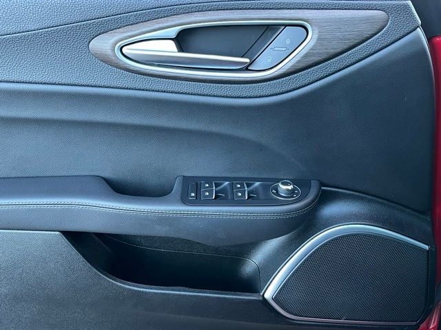 2017 Alfa Romeo Giulia Ti AWD