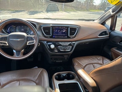 2020 Chrysler Pacifica Hybrid Limited