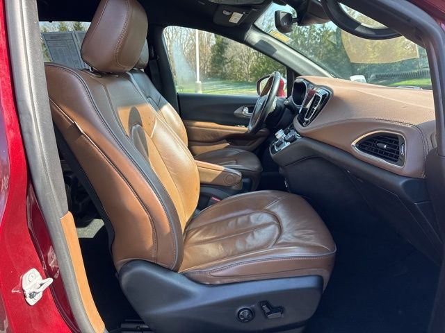 2020 Chrysler Pacifica Hybrid Limited