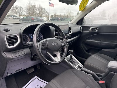 2022 Hyundai Venue SEL