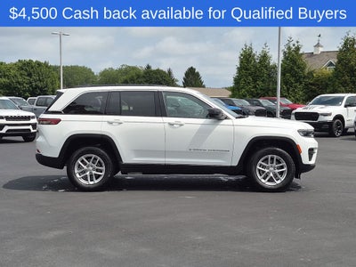 2026 Jeep Grand Cherokee Laredo