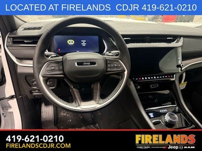 2026 Jeep Grand Cherokee Laredo Altitude