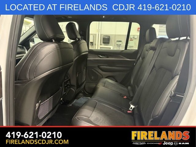 2026 Jeep Grand Cherokee Laredo Altitude