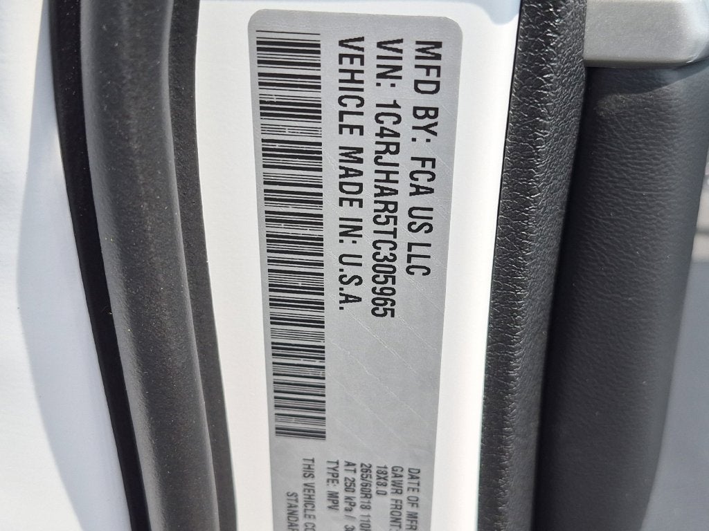 2026 Jeep Grand Cherokee Altitude