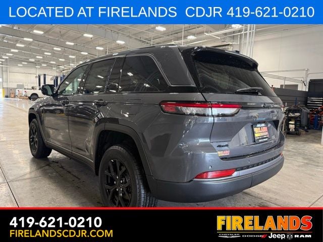 2026 Jeep Grand Cherokee Laredo