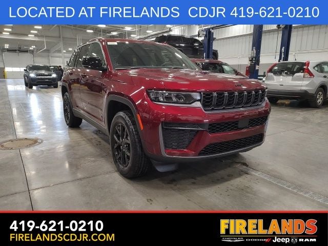 2026 Jeep Grand Cherokee Laredo