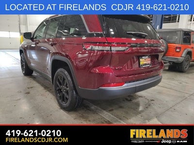 2026 Jeep Grand Cherokee Laredo