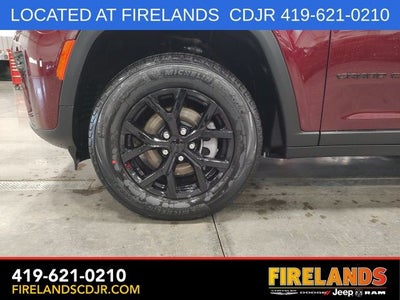 2026 Jeep Grand Cherokee Laredo