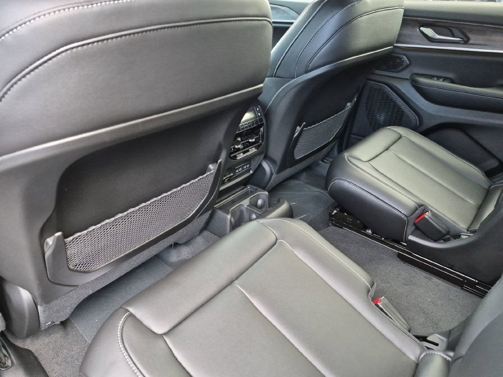 2027 Jeep Grand Cherokee L Limited