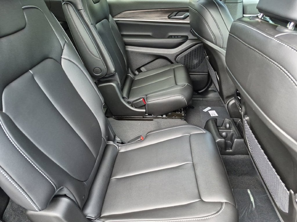 2027 Jeep Grand Cherokee L Limited