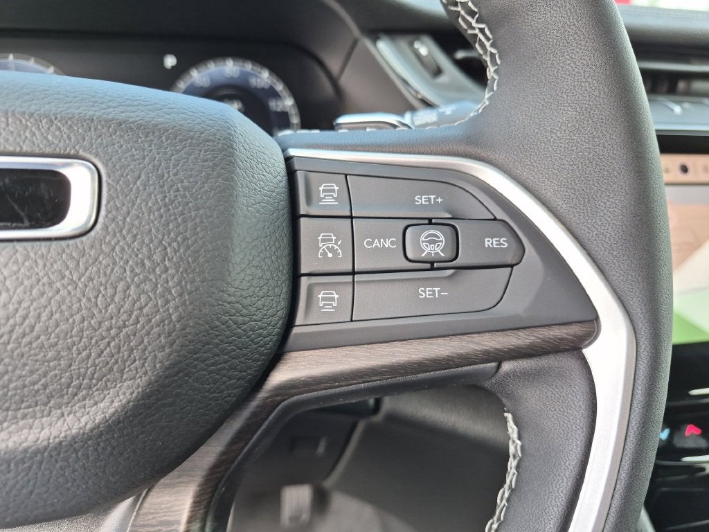 2027 Jeep Grand Cherokee L Limited