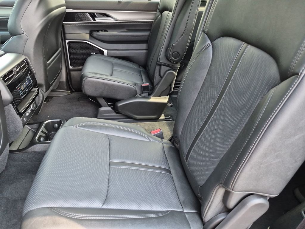 2026 Jeep Grand Wagoneer Limited Reserve