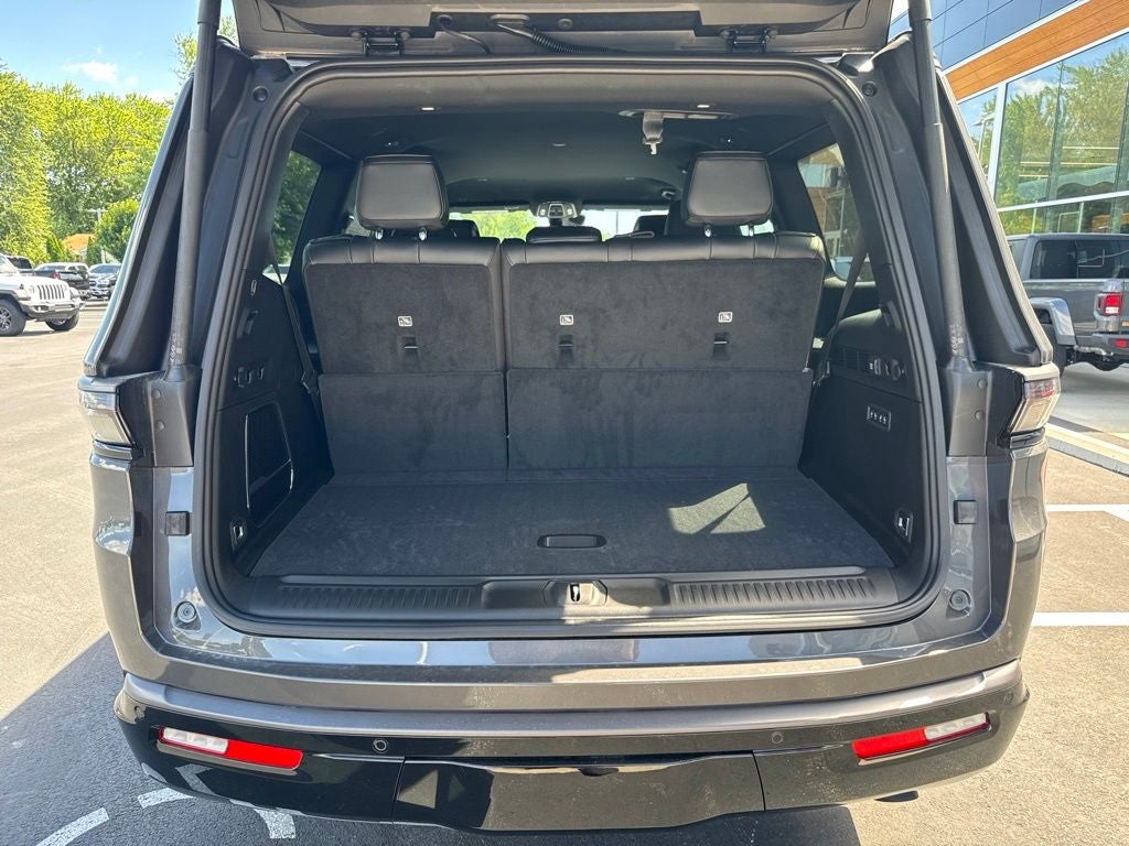 2026 Jeep Grand Wagoneer Limited Altitude