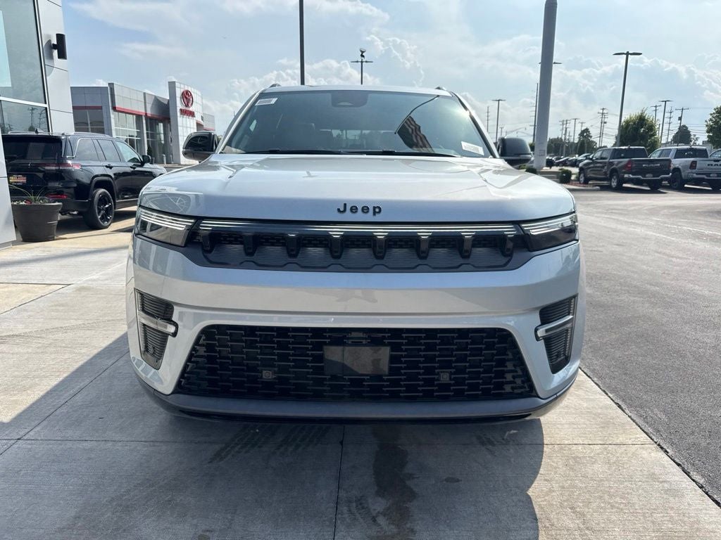 2026 Jeep Grand Wagoneer Limited Altitude