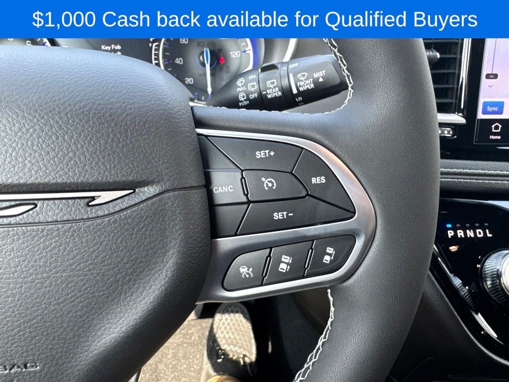 2027 Chrysler Pacifica Select