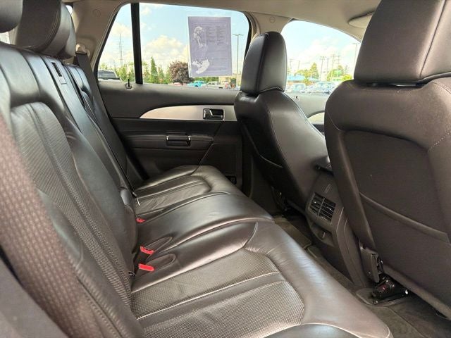 2012 Lincoln MKX Base