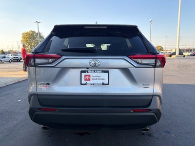 2021 Toyota RAV4 XLE