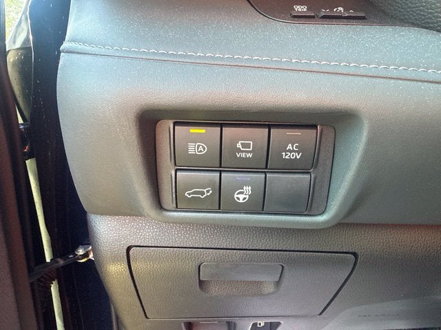 2025 Toyota Highlander Hybrid Platinum