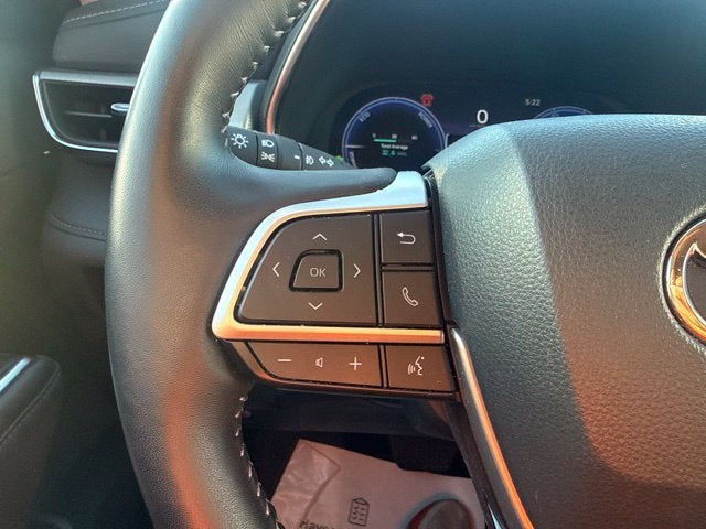 2025 Toyota Highlander Hybrid Platinum