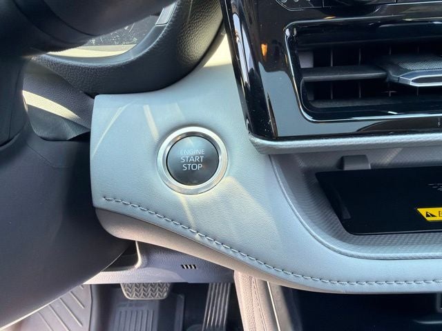 2025 Toyota Highlander Platinum