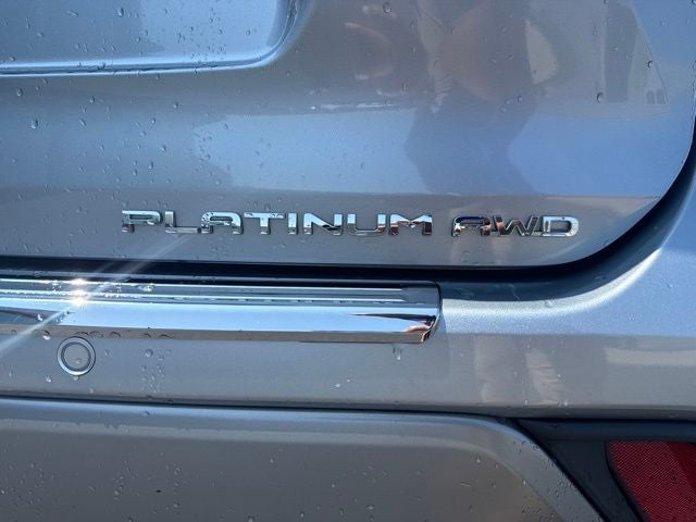 2025 Toyota Highlander Platinum