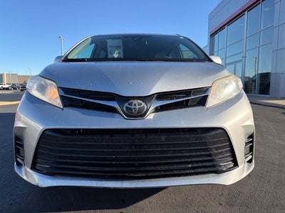 2020 Toyota Sienna LE 8 Passenger