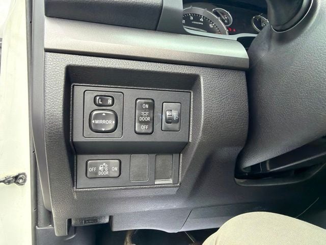 2016 Toyota Tundra SR5
