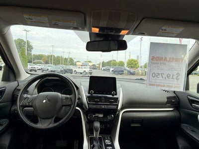 2022 Mitsubishi Eclipse Cross Base