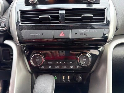 2022 Mitsubishi Eclipse Cross Base