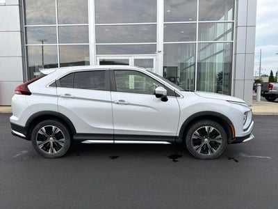 2022 Mitsubishi Eclipse Cross Base