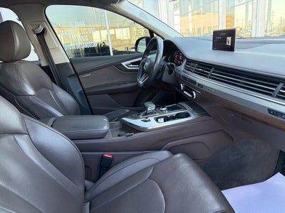 2019 Audi Q7 55 Prestige quattro