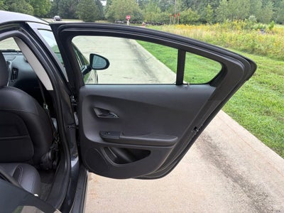 2015 Chevrolet Volt Base