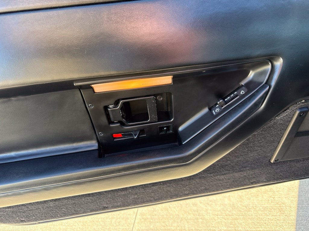 1989 Chevrolet Corvette Base