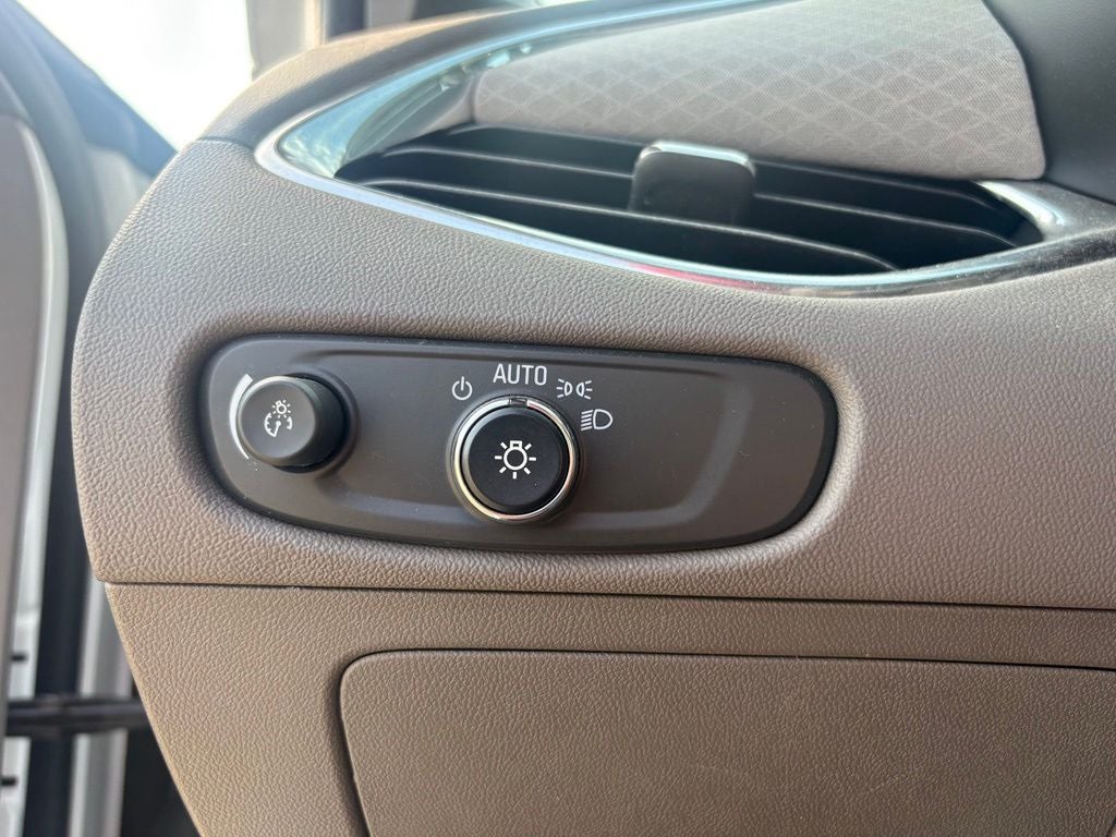 2017 Chevrolet Malibu LT 1LT