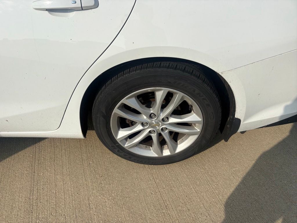 2017 Chevrolet Malibu LT 1LT