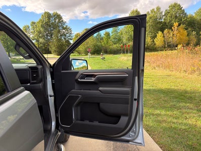2025 Chevrolet Silverado 1500 LT LT1