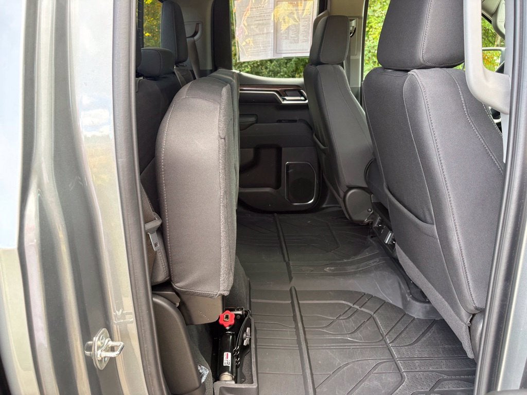 2025 Chevrolet Silverado 1500 LT LT1