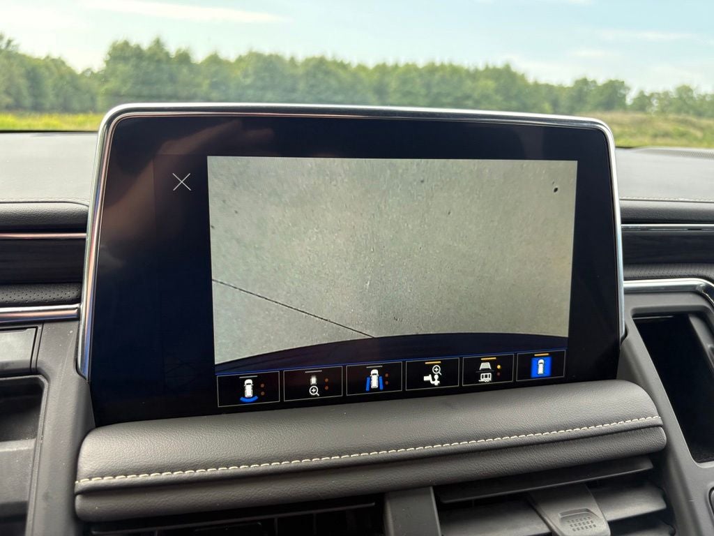 2023 GMC Yukon XL SLT