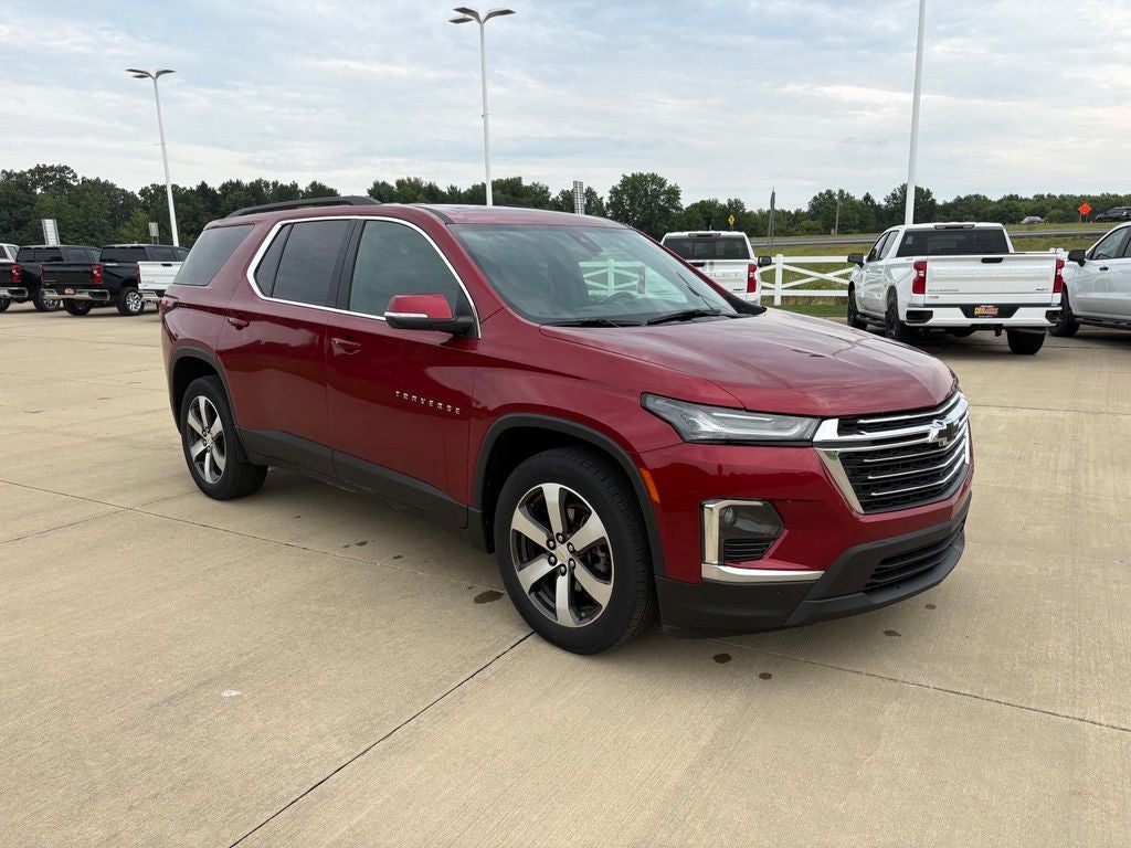 2023 Chevrolet Traverse LT Leather