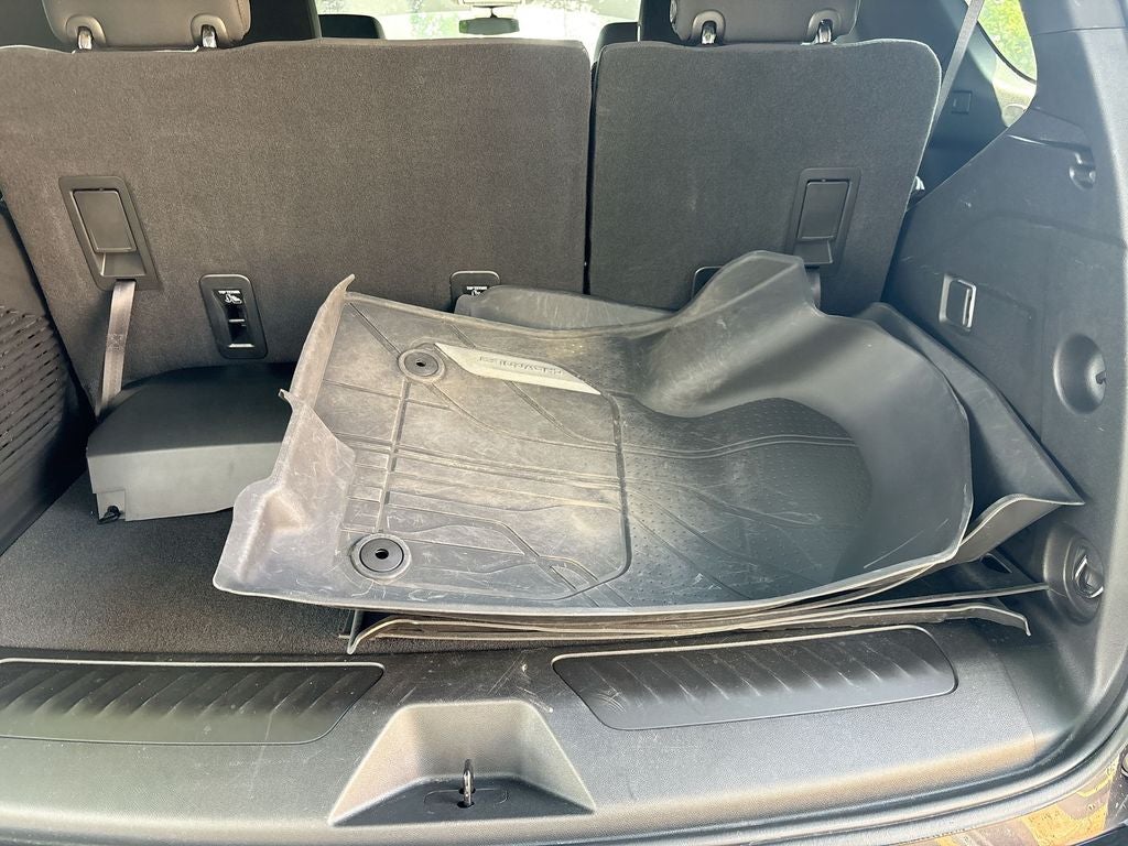 2023 Chevrolet Tahoe LS *8-PASSENGER*