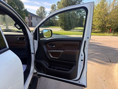 2023 Nissan Titan Platinum Reserve