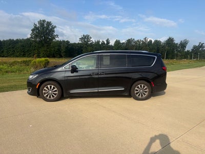 2020 Chrysler Pacifica Touring L Plus