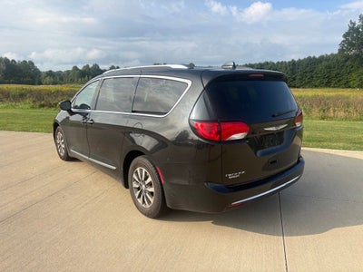 2020 Chrysler Pacifica Touring L Plus