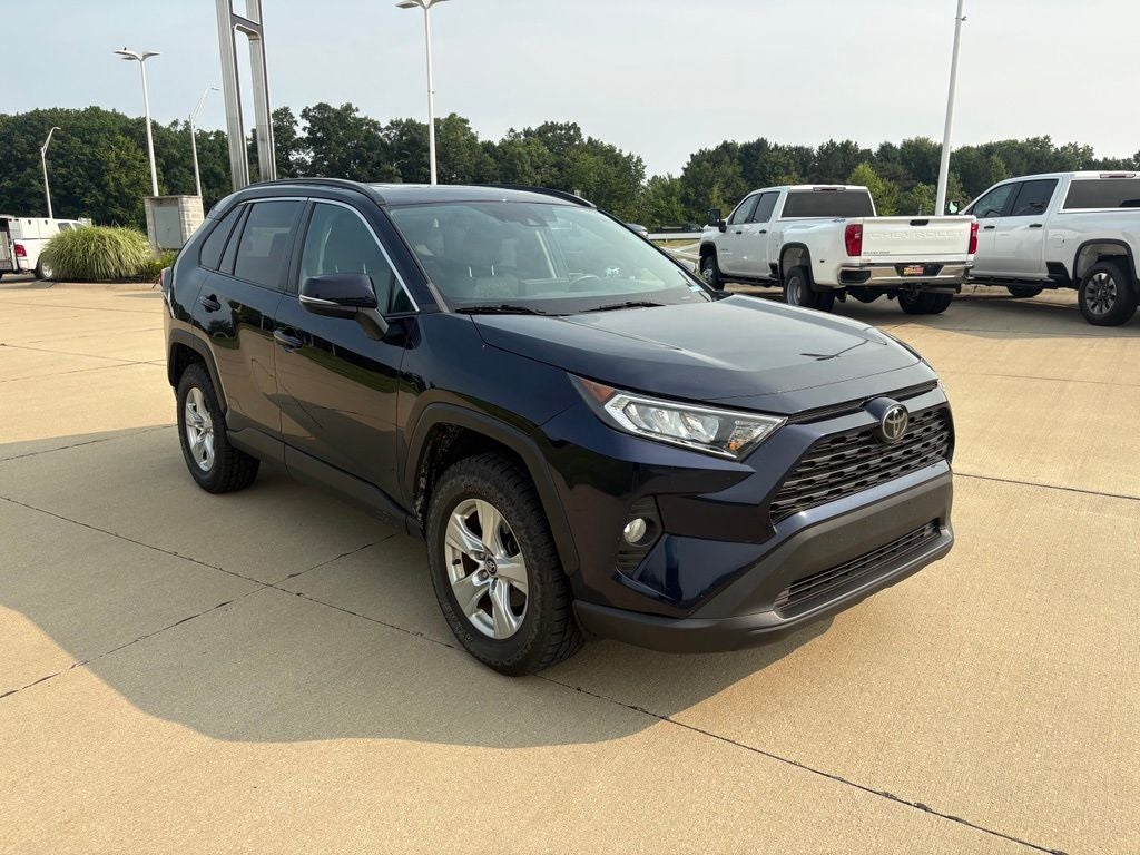 2020 Toyota RAV4 XLE