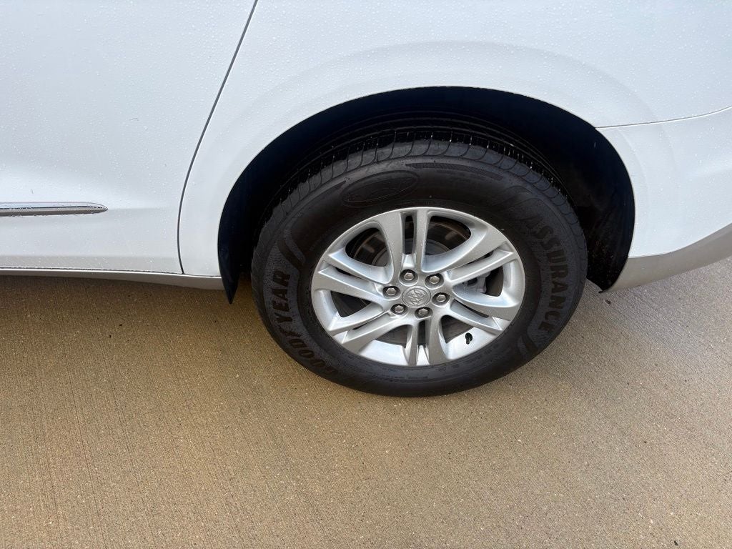 2021 Buick Enclave Essence