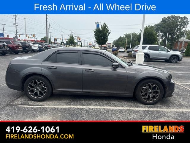 2017 Chrysler 300 S